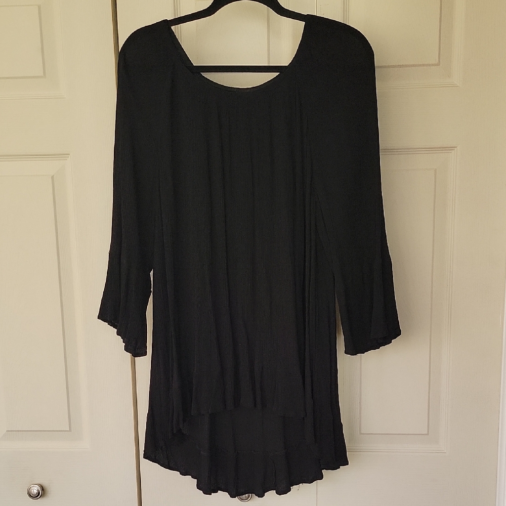 Womens 2X Black Stretchy Flowy Tunic Top